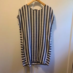 Madewell Linen Button Back Dress with pockets!
